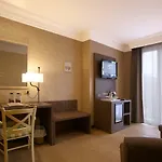 מלון Relais La Fattoria 4*
