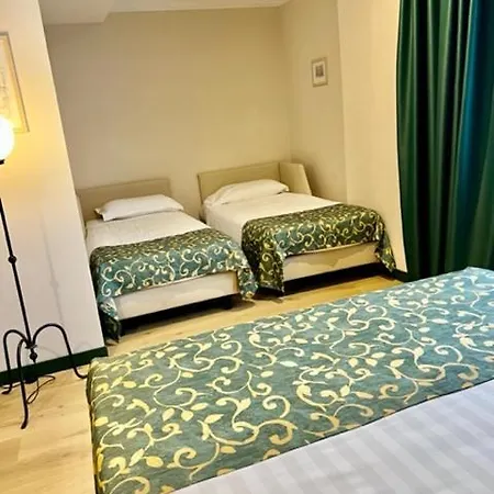 فندق ريليه لا فاتتوريا 4*
