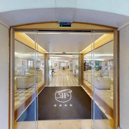 酒店 黎莱斯拉法托丽雅酒店 梅尔菲