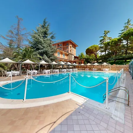 Relais La Fattoria 4* Melfi