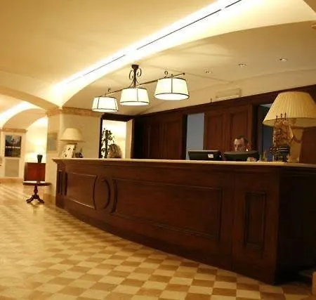 ホテル Relais La Fattoria 4*