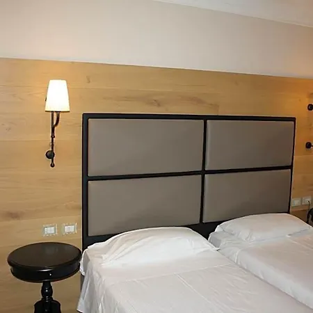 Relais La Fattoria Hotel 4*