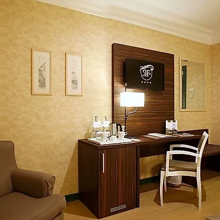Relais La Fattoria 4* Melfi