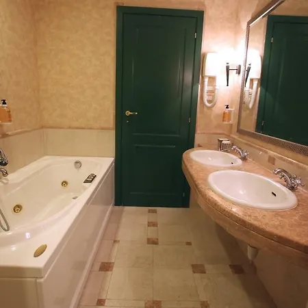 Relais La Fattoria 4*